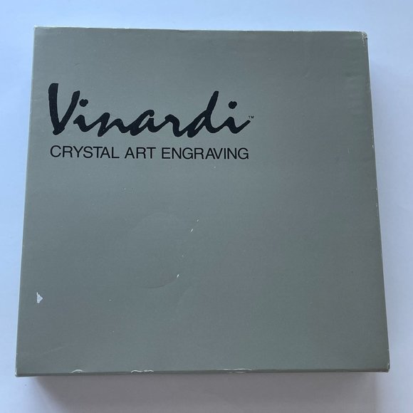 Vinardi Signed by Artist T. Yamamoto Handcrafted Lead Crystal Pansy Flower Plate - Picture 7 of 10